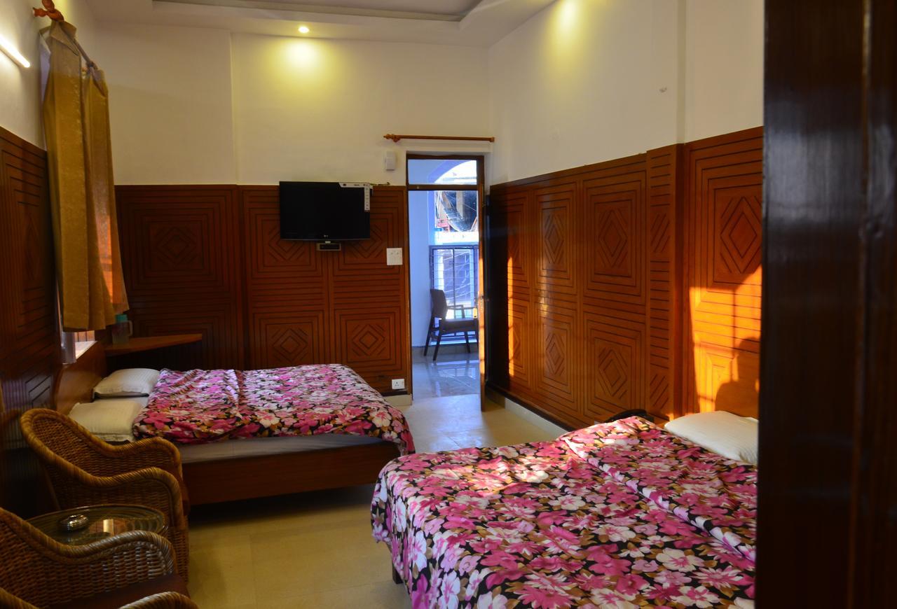 Clarks Hotel Mussoorie Exterior photo