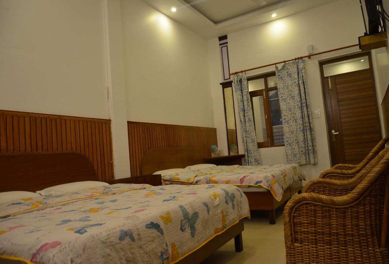 Clarks Hotel Mussoorie Exterior photo
