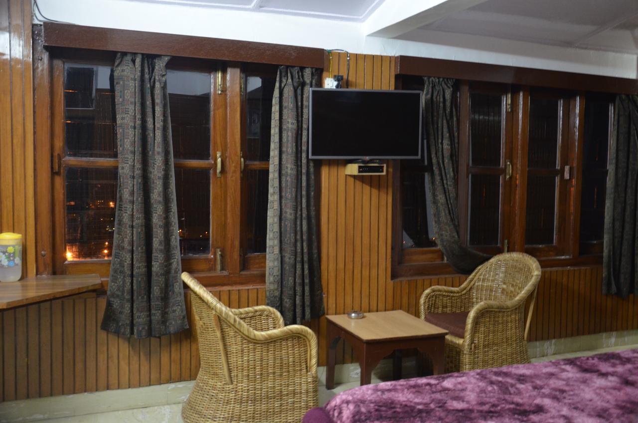 Clarks Hotel Mussoorie Exterior photo